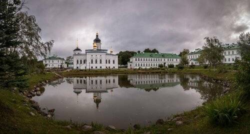 Спасо-Елеазаровский женский монастырь.