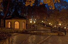 В осеннем парке...