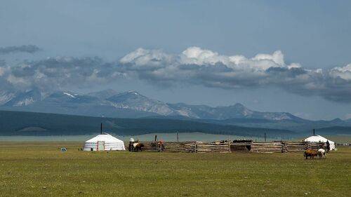 Типичный Монгольскикй пейзаж