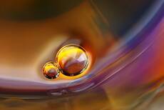 wine bubbles