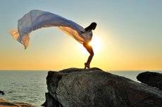 Flying with the wind