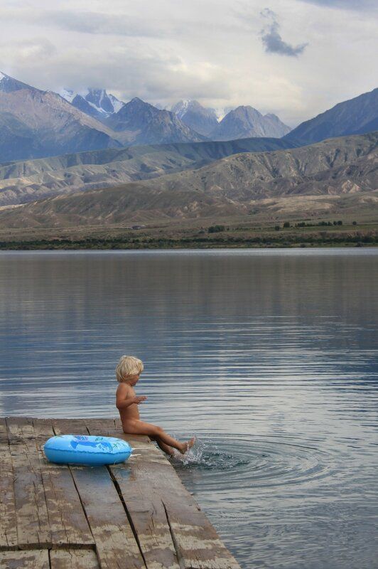 купание в прохладных водах Иссык-Куля