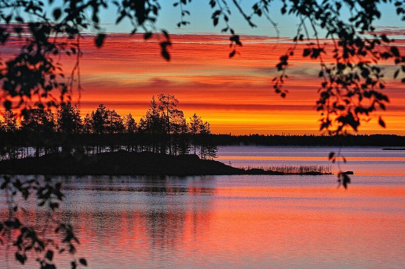 Закат на озере Вороньем