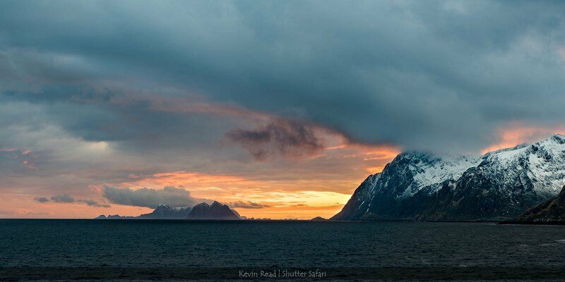 After a full day of heavy cloud in the Lofoten