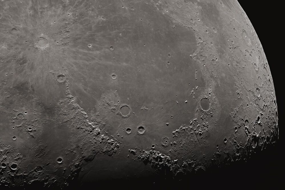 Портрет луны