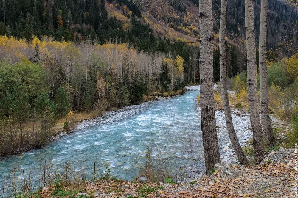 Бирюзовая вода Гоначхира