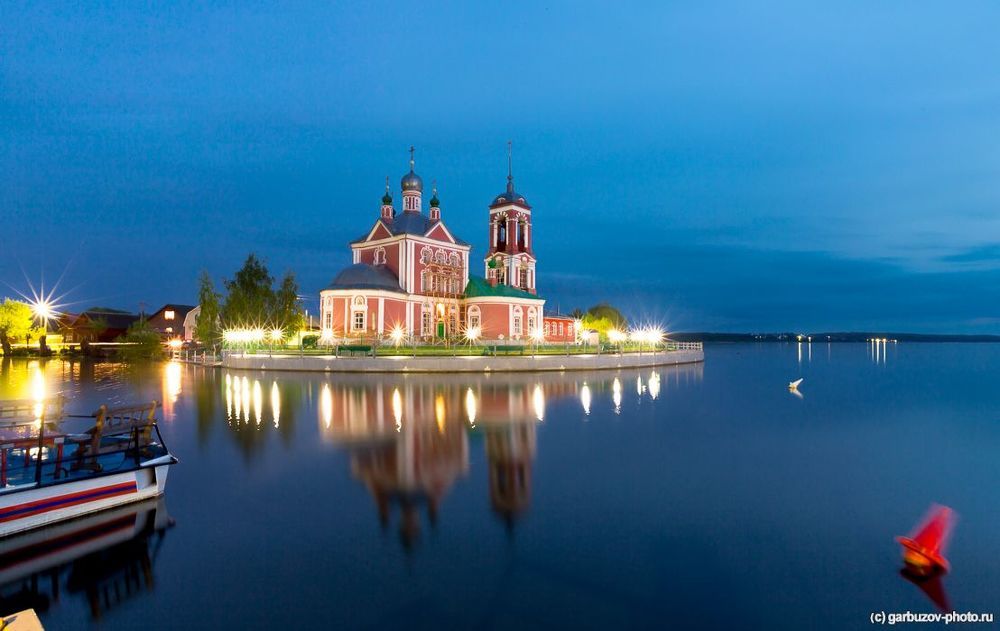 Ночью красок больше