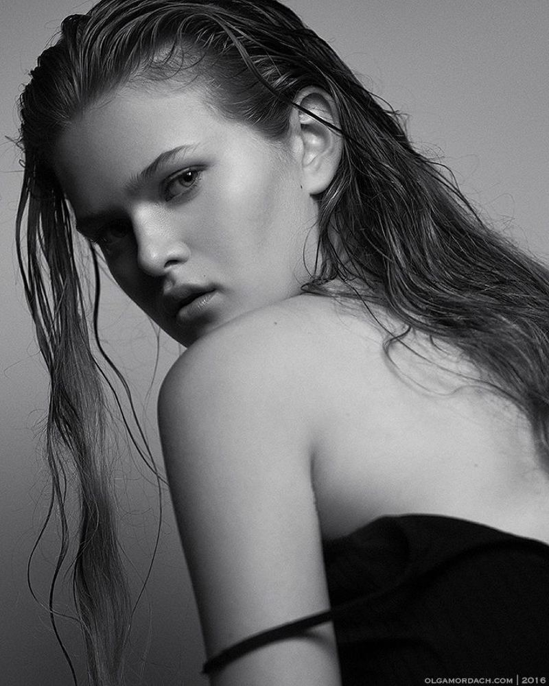Kristina / AVANT