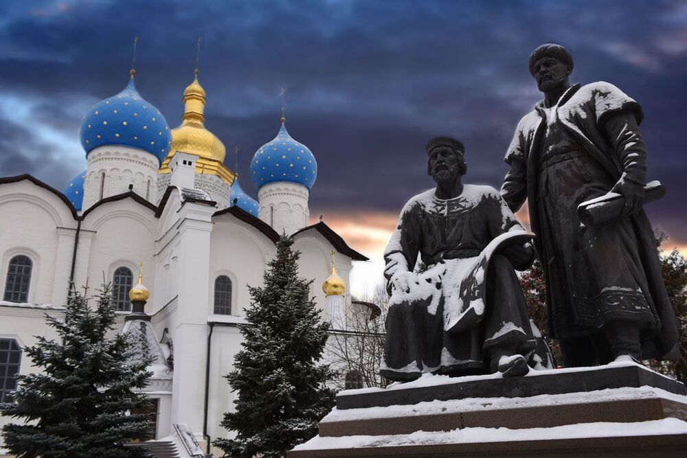 Скульптурная композиция &laquo;Зодчим Казанского Кремля&raquo;