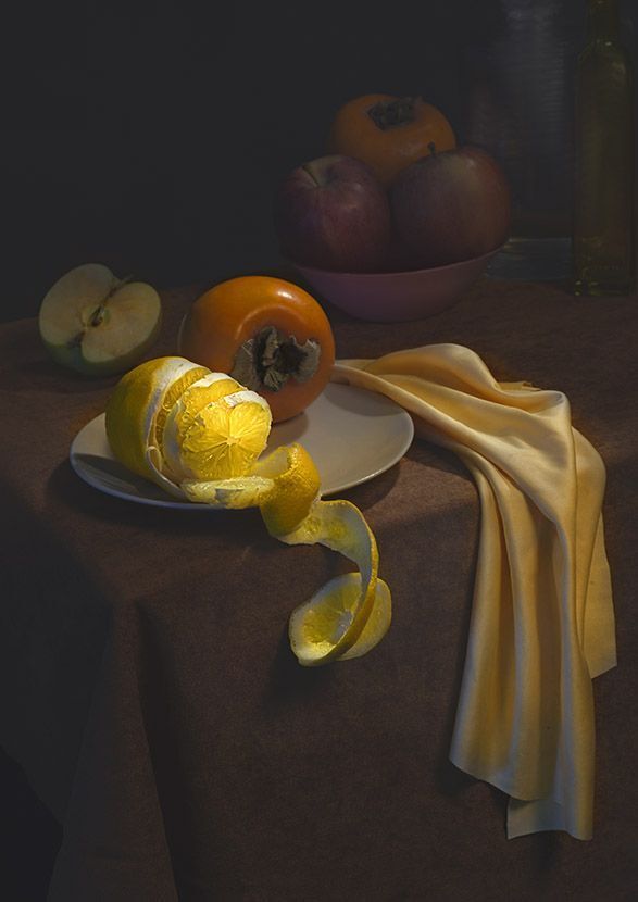 фрукты и чашки