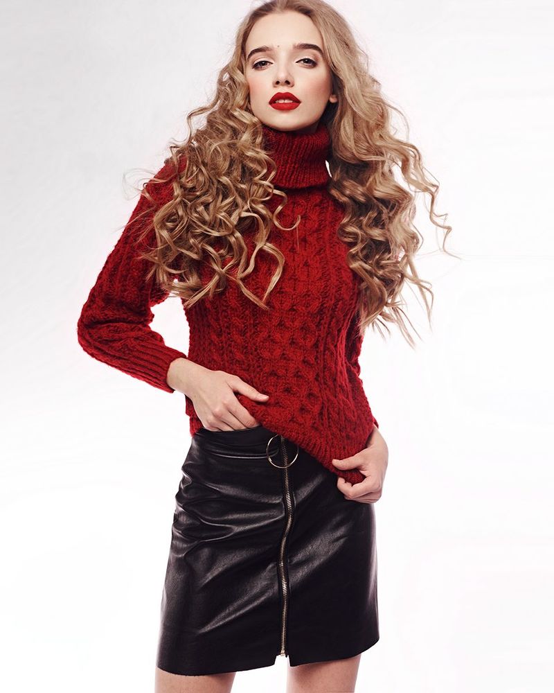 Photo: Roman Labasta
MUA,Hair: Liza Shushkevich
Model: Maria Krotova 
Clothing: Candy Shop