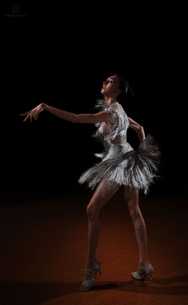 DANCER