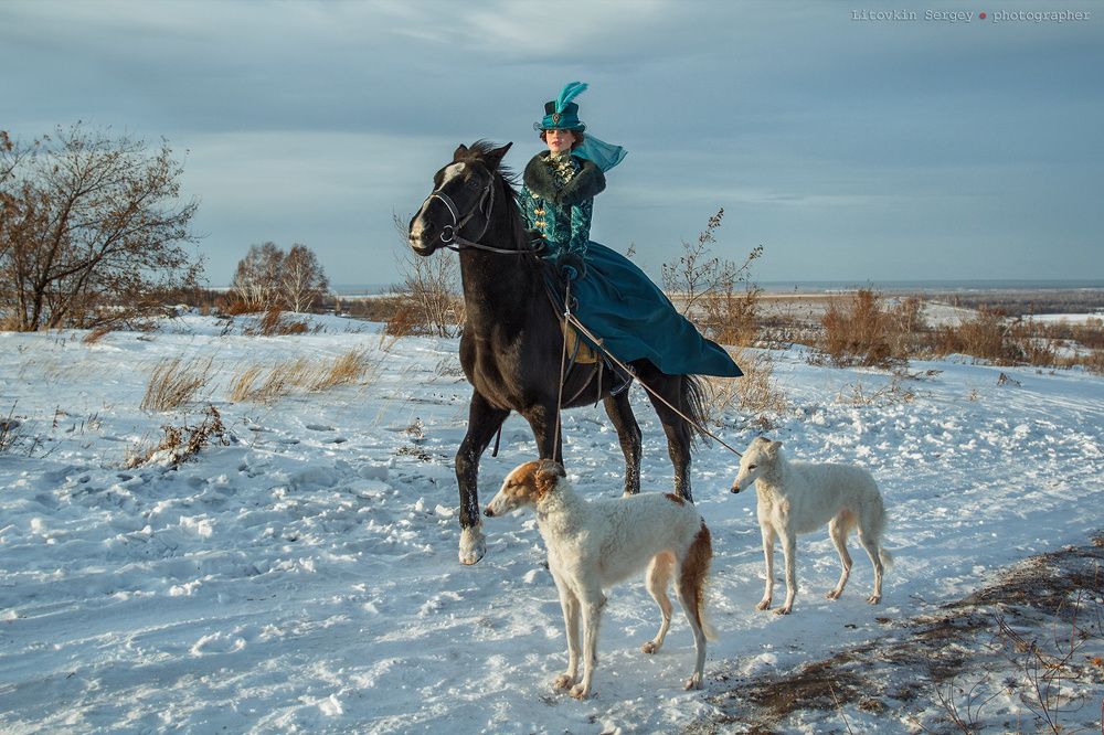Всадница