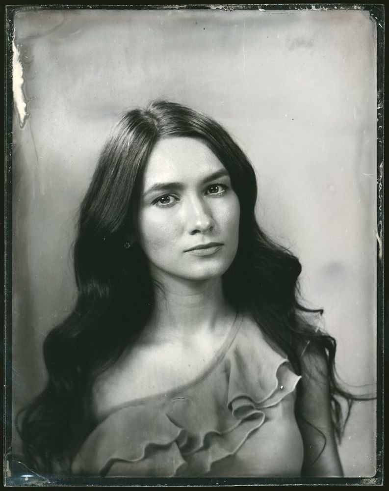 Lens - Derogy FAB. Фокусное примерно 200мм, светосила примерно f8. 
Ambrotype 11x14cm.