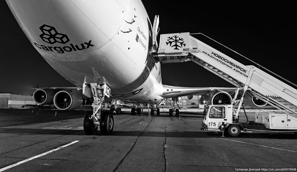 Боинг 747