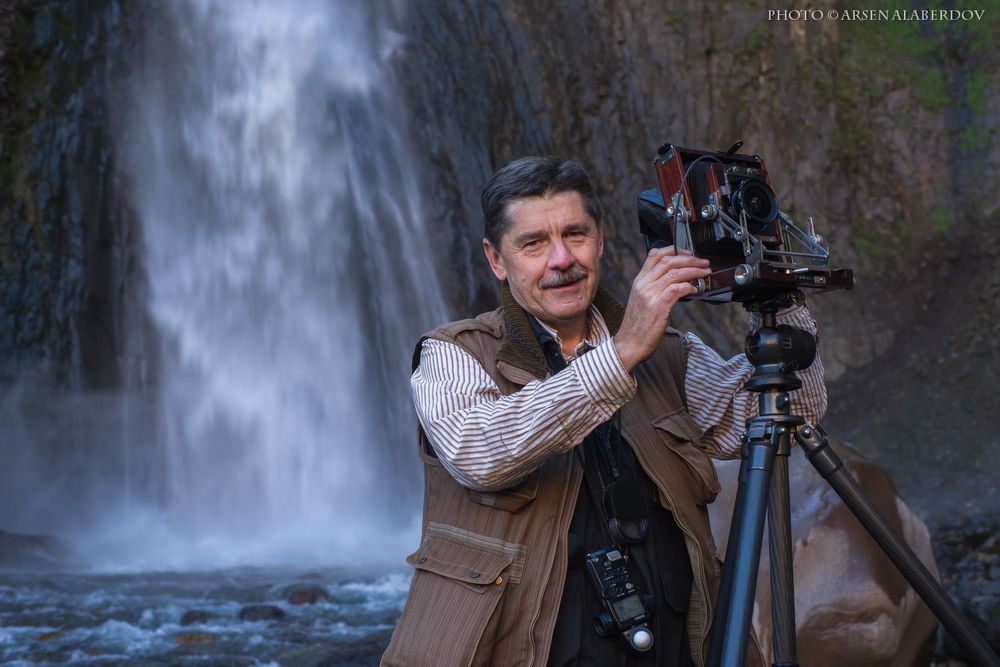 ФОТОХУДОЖНИК АЛЕКСЕЙ ЗАМОРКИН ЗА РАБОТОЙ