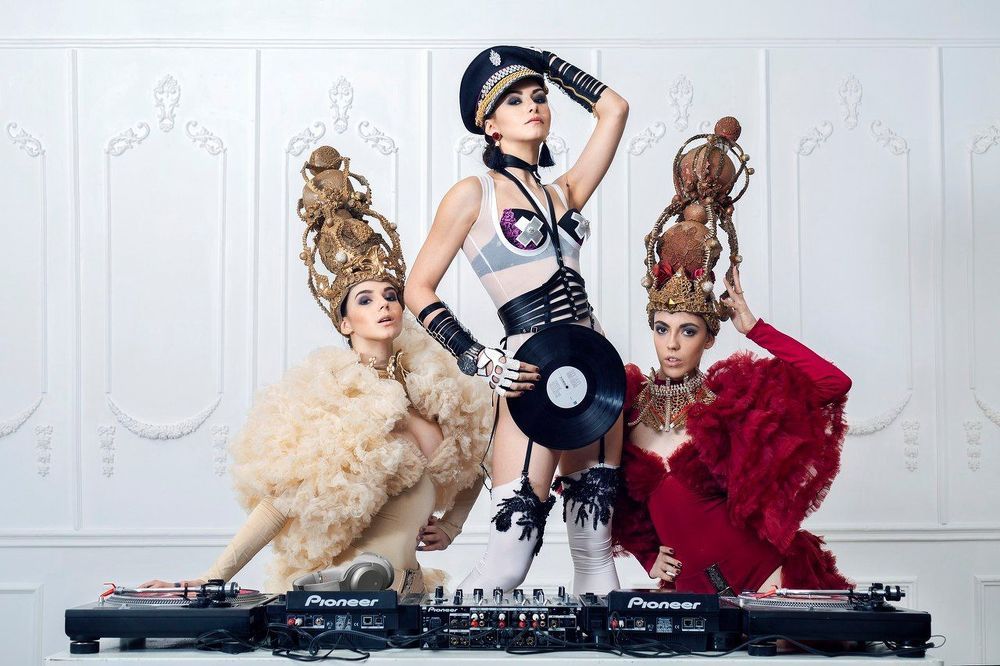 DJ "Sacha Grey"