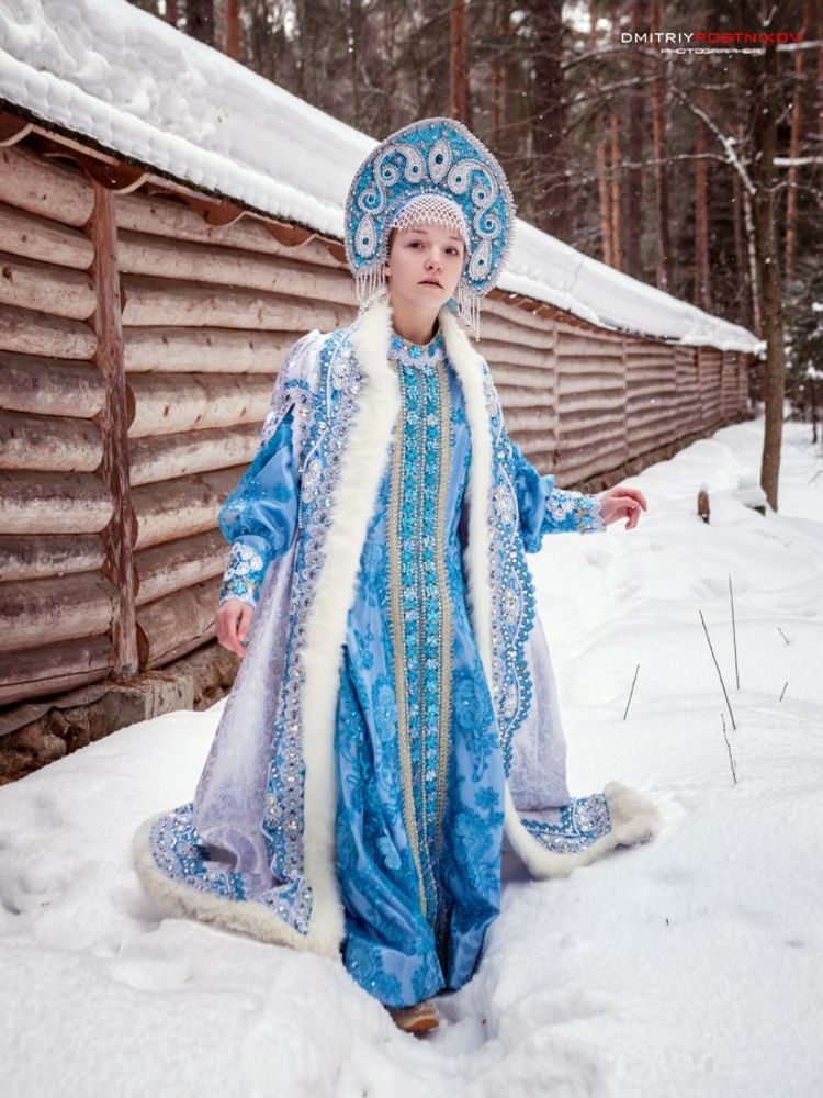 Жила-была снегурочка...