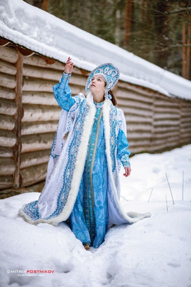 Жила-была снегурочка...