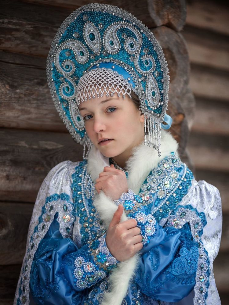 Жила-была снегурочка...