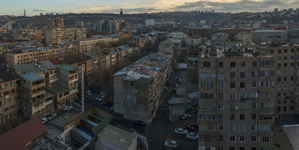 Вид на утренний Ереван.