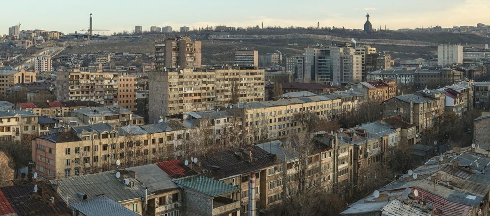 Вид на утренний Ереван.