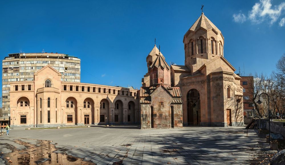 Церковь Святой Богоматери Катогике.
