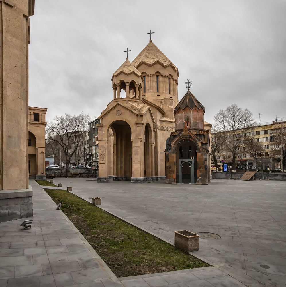 Церковь Святой Богоматери Катогике.