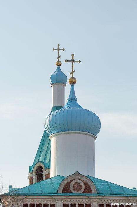 Храм похожий на теремок