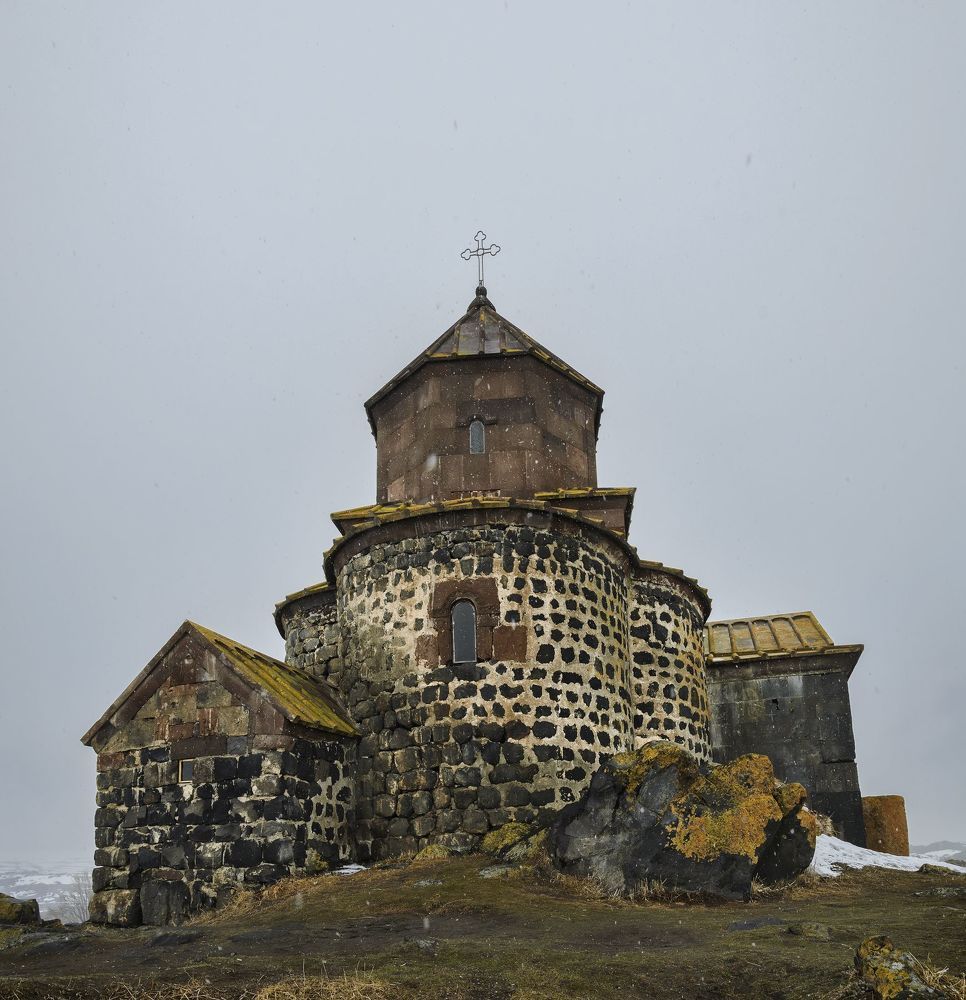 Монастырь Айраванк.