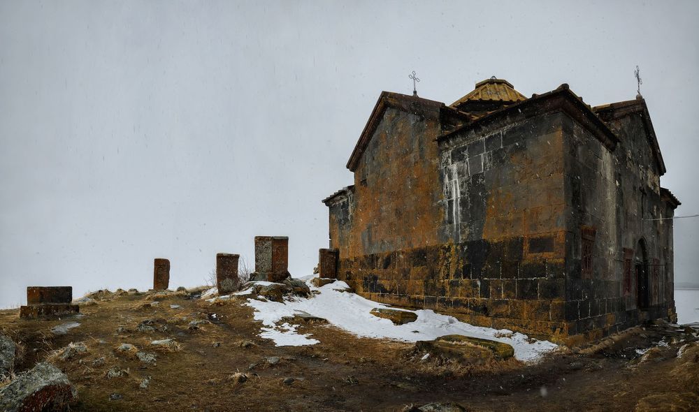 Монастырь Айраванк.