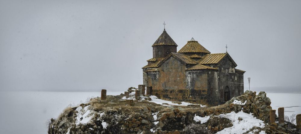 Монастырь Айраванк.