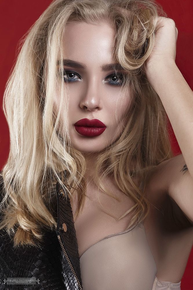 Алина