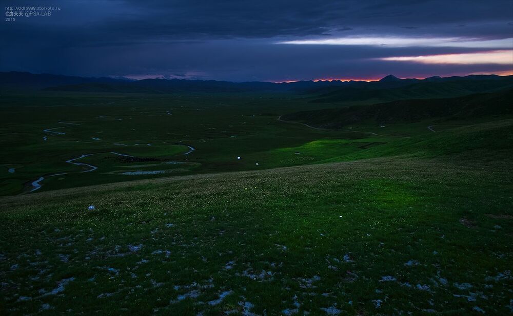 &nbsp;степной&nbsp;&nbsp;пейзаж&nbsp; 草原的风景
