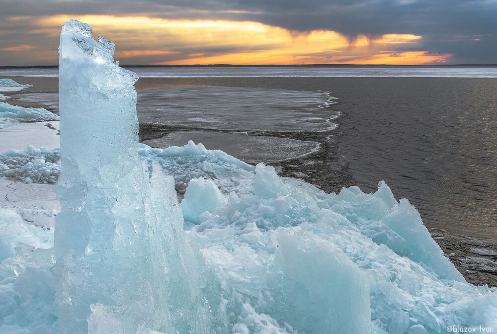 льды Нижегородской ГЭС