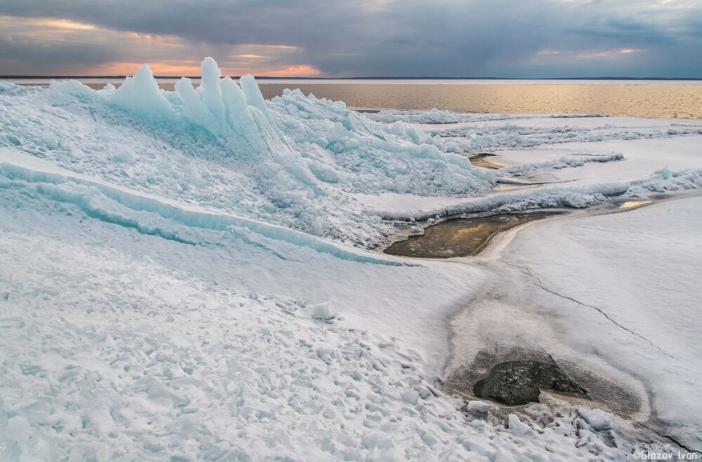льды Нижегородской ГЭС