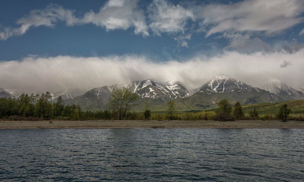 Байкальский хребет