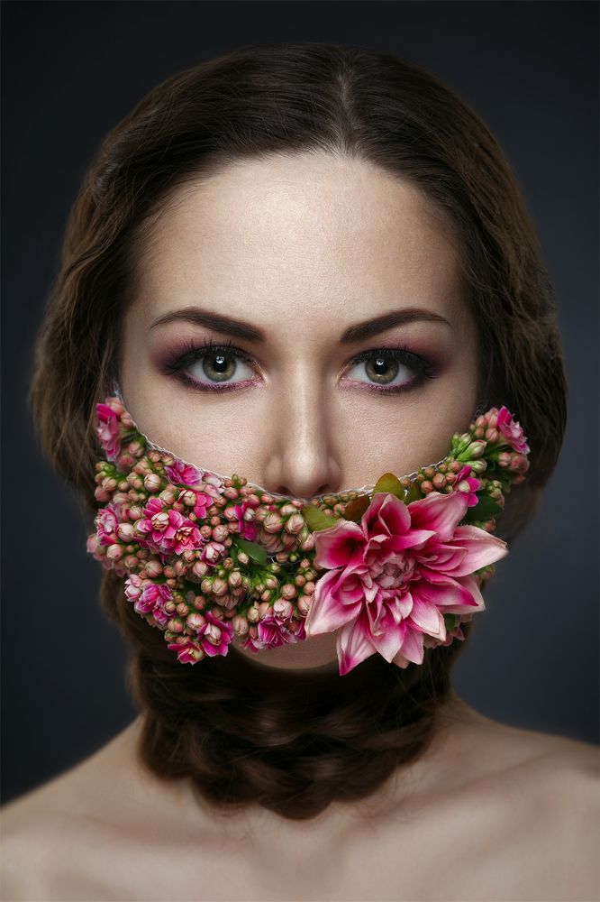 Strasses + flowers