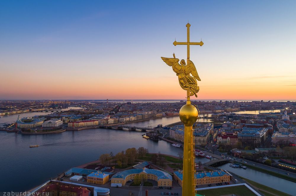 Ангел Петропавловского собора