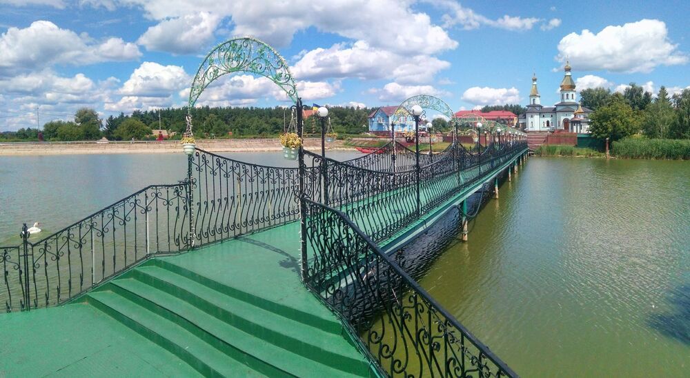 Образцовое село.