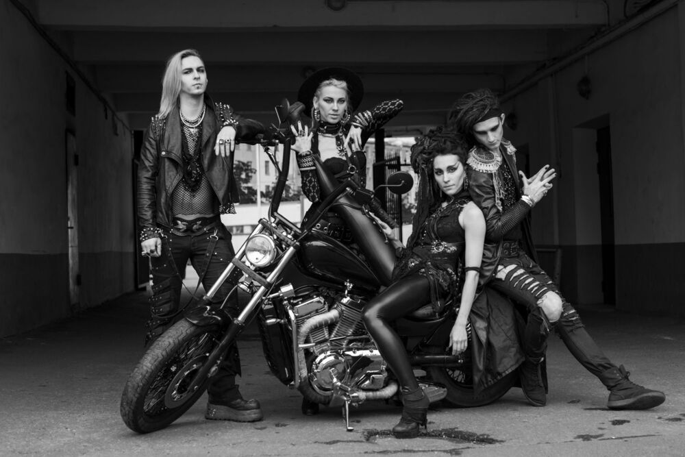 Glam-rock