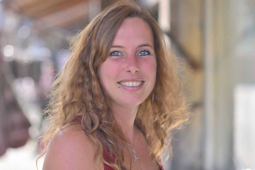 Street portraits from girls of the city of ghent.