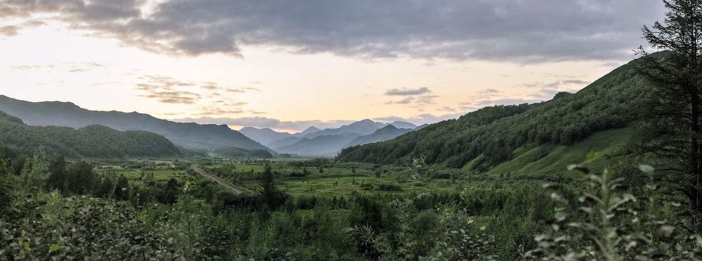 вечерняя долина