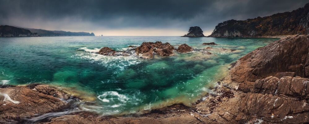 Осень и лазурные воды...