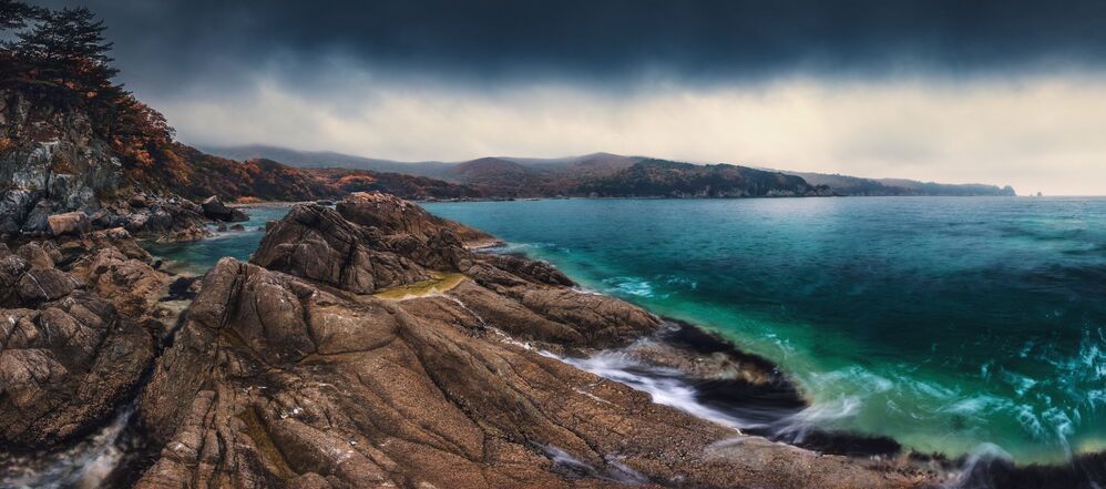 Осень и лазурные воды...