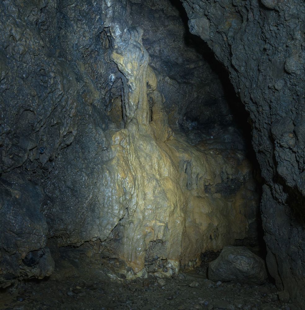 БОЛЬШАЯ ФАНАГОРИЙСКАЯ ПЕЩЕРА.