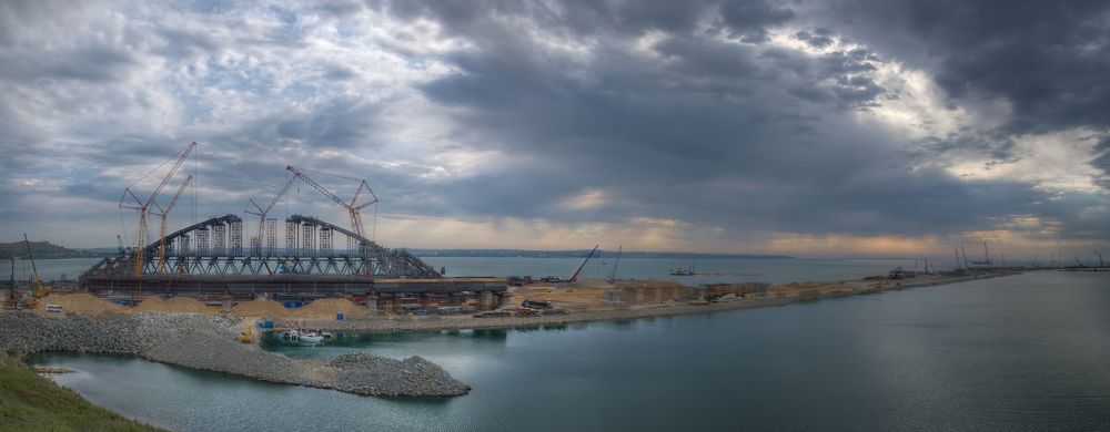 Былые этапы строительства Крымского моста.