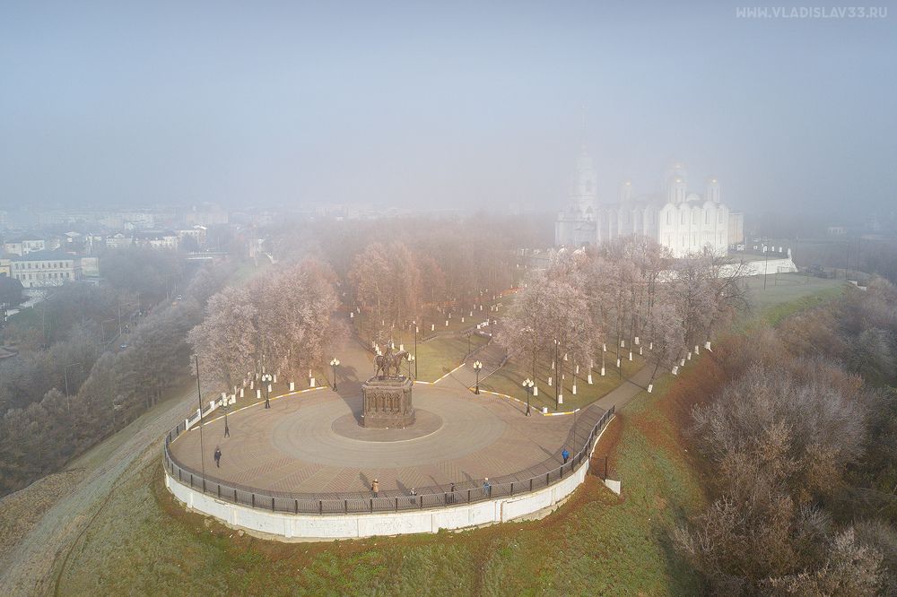 Туманное утро ноября
