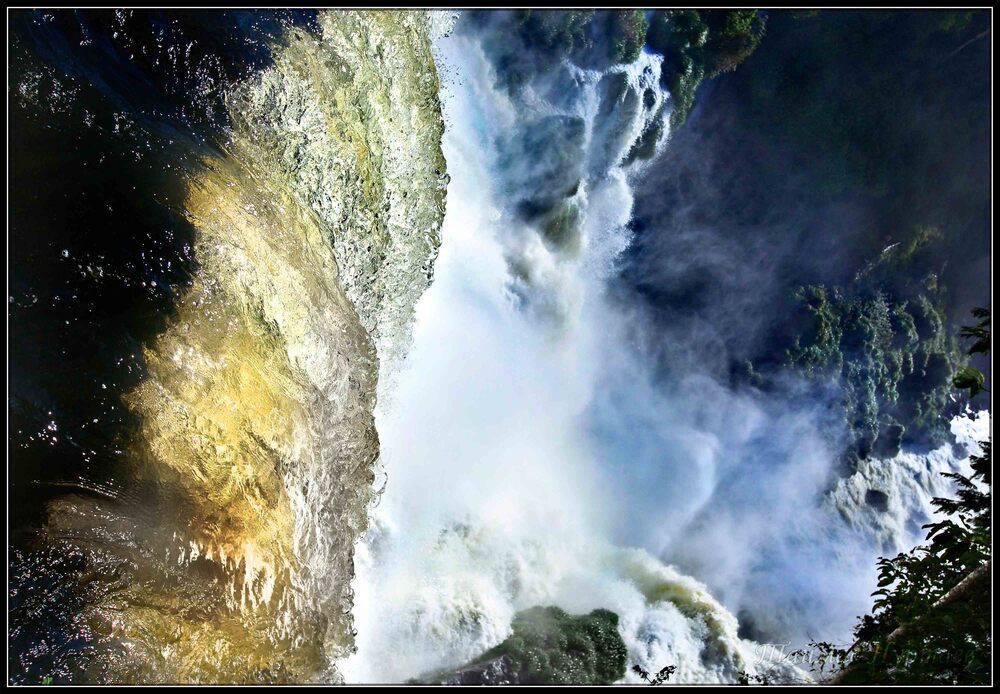 ВОДОПАДЫ  ИГУАССУ