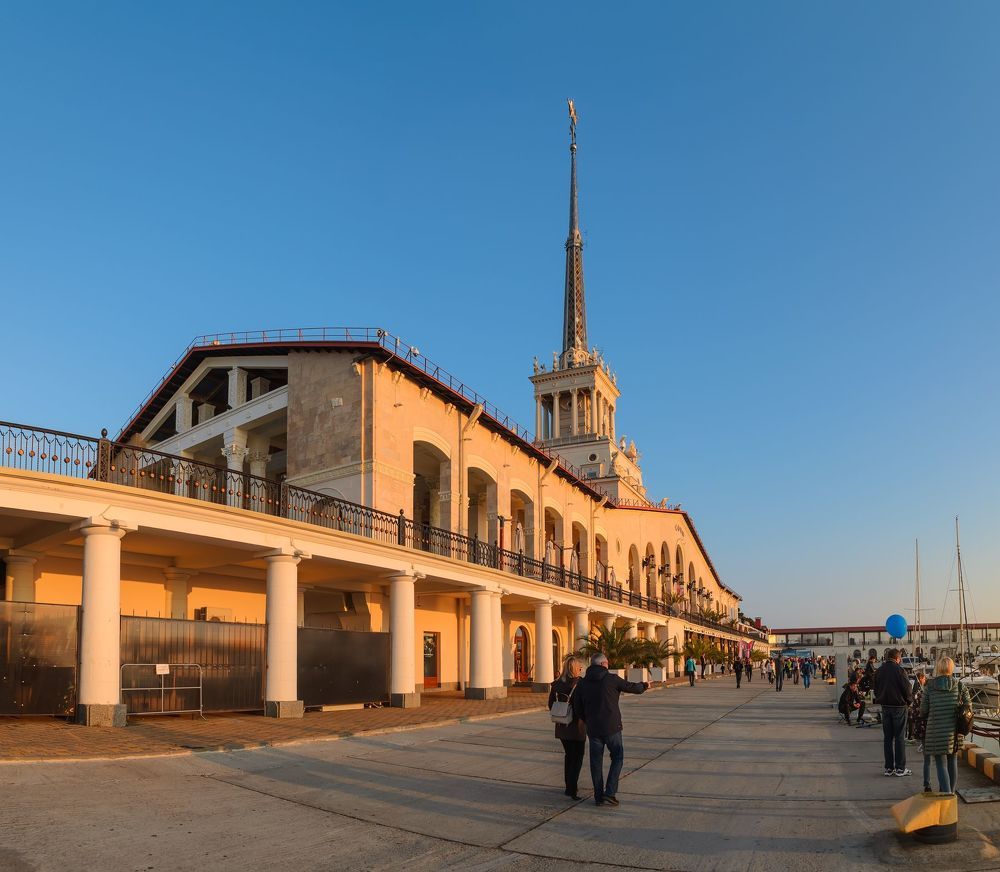Пристань осеннего заката.